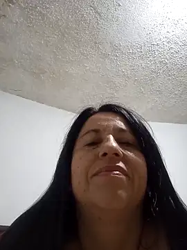 valeriapinter online show from May 9, 10:18 am