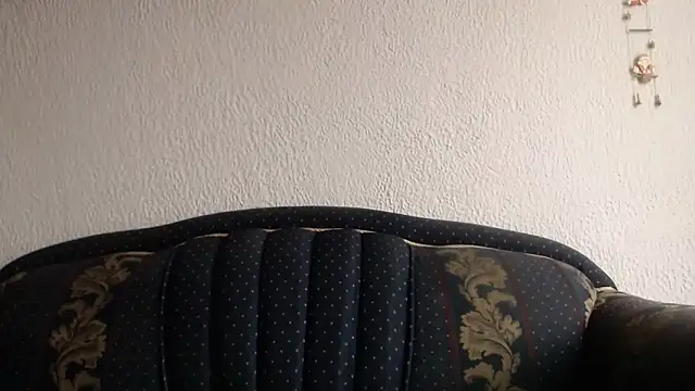 valeriapinter online show from March 11, 1:05 pm