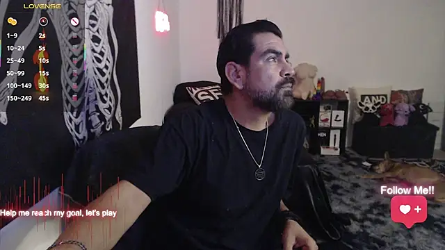 soyelcarlitos  online show from March 22, 6:15 am