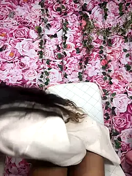 Snapshot of mismialove chatting on September 19, 9:30 pm mismialove online show from September 19, 9:30 pm