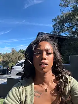 mismialove online show from February 27, 5:57 pm