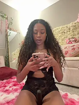 mismialove online show from July 15, 9:49 am