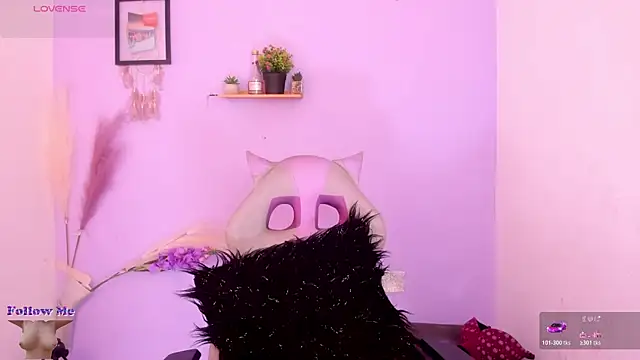 body brown online show from March 28, 5:47 pm