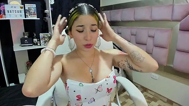 Laughing Naty online show from February 14, 4:15 am