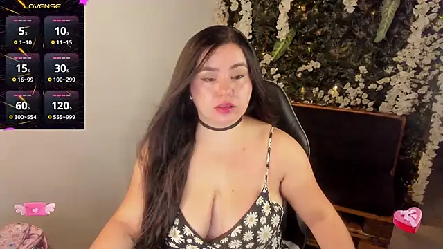 Snapshot of ainohacarter_89 chatting on July 15, 12:17 am ainohacarter 89 online show from July 15, 12:17 am