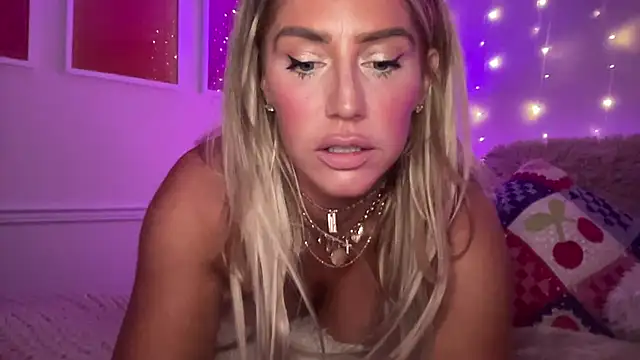 Fitnessbabe69 online show from June 14, 11:22 am