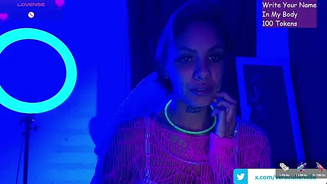 luci fer devil online show from February 15, 1:17 am