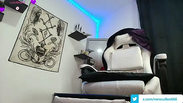 luci fer devil online show from March 25, 12:55 am