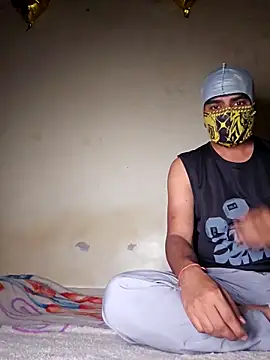 LEGEND660 online show from February 12, 5:45 pm