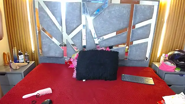 Snapshot of stefanvix202 chatting on December 4, 5:28 am stefanvix202 online show from December 4, 5:28 am