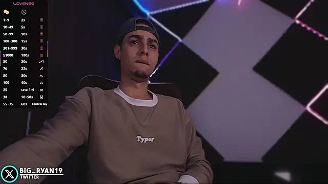 bigryann23 online show from February 13, 3:06 am