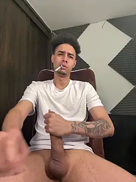 bigryann23 online show from February 19, 2:14 pm