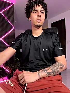 bigryann23 online show from November 26, 3:28 am