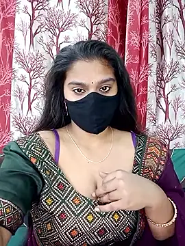 Snapshot of Jasmine_jaaan chatting on November 17, 4:27 am Jasmine jaaan online show from November 17, 4:27 am