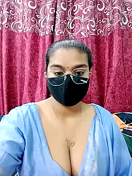 Snapshot of Jasmine_jaaan chatting on January 14, 5:00 am Jasmine jaaan online show from January 14, 5:00 am